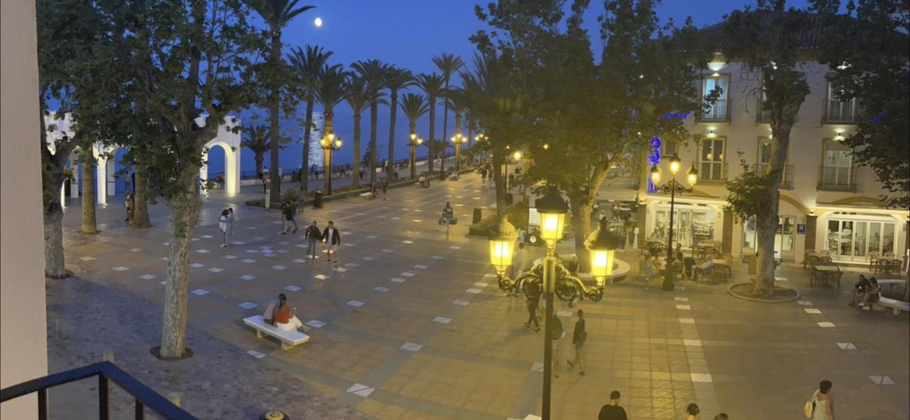 Balcon De Europa Suite Nerja Luaran gambar