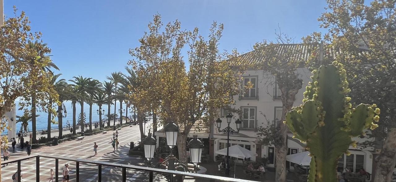 Balcon De Europa Suite Nerja Luaran gambar