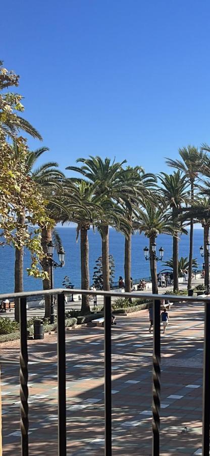 Balcon De Europa Suite Nerja Luaran gambar