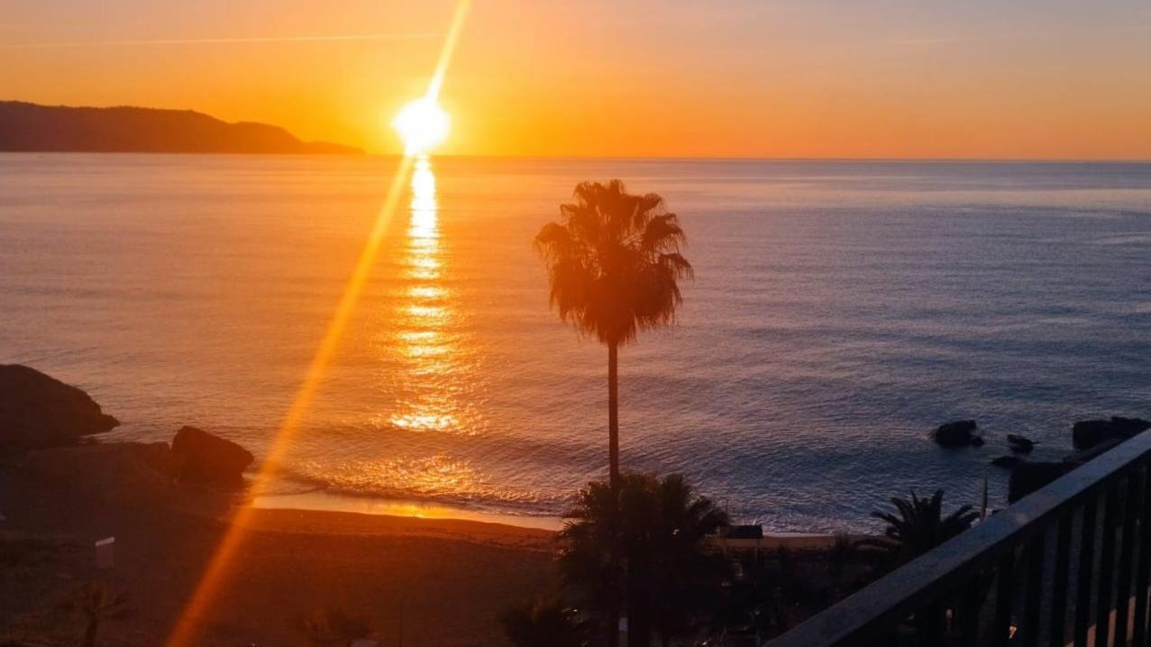 Balcon De Europa Suite Nerja Luaran gambar