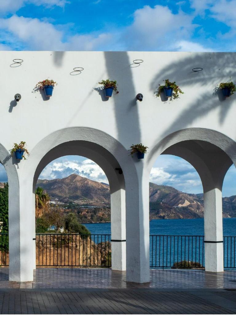 Balcon De Europa Suite Nerja Luaran gambar